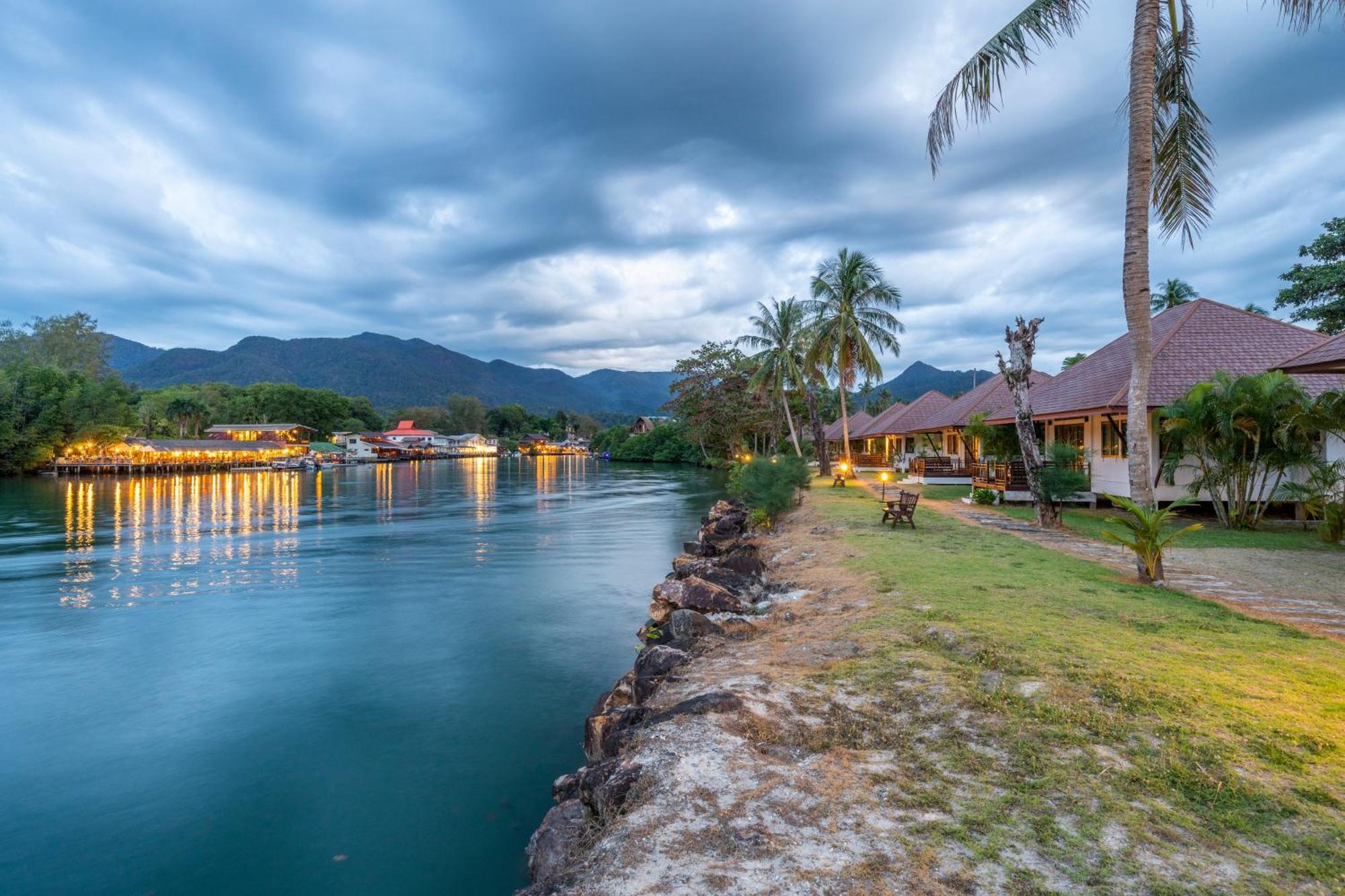 Koh Chang Longstay Resort Ngoại thất bức ảnh
