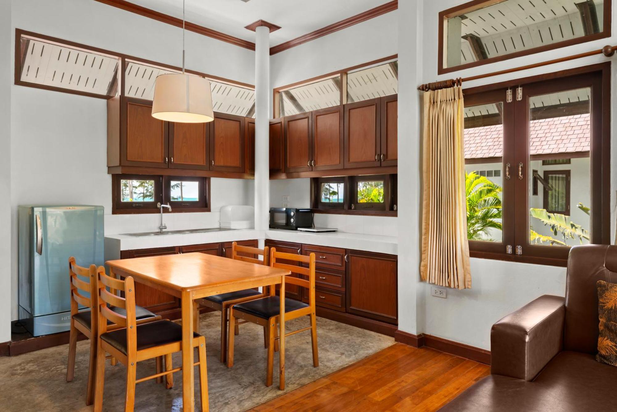 Koh Chang Longstay Resort Ngoại thất bức ảnh
